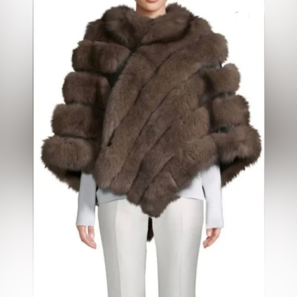 Belle Fare Jackets & Blazers - Belle Fare Asymetrical Fox Fur Poncho with Leather Inserts NWT